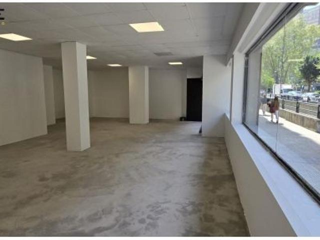 Local Comercial en alquiler en Abando, Bilbao
