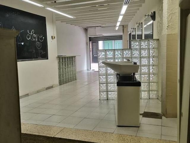 Local Comercial en alquiler en Centre, Barcelonès