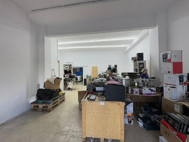 Local Comercial en alquiler en Fondo, Barcelonès