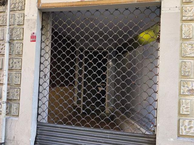 Local Comercial en alquiler en Districte II, Barcelonès