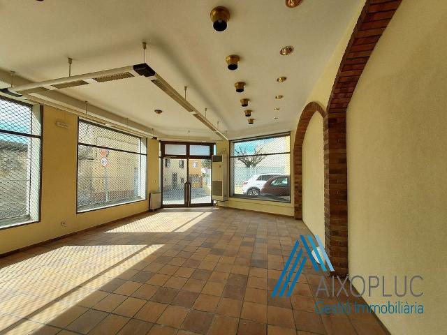 Local Comercial en alquiler en Olèrdola, Moja