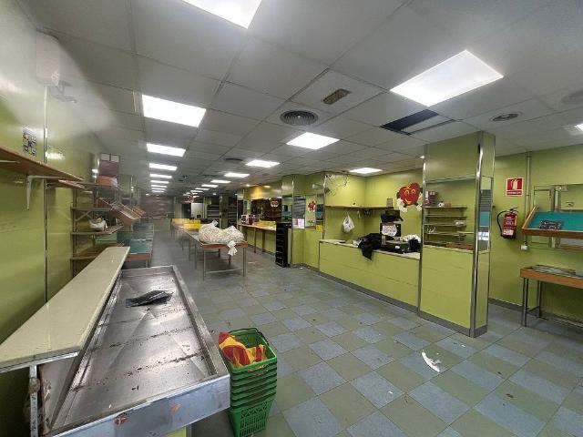Local Comercial en alquiler en Districte I, Barcelonès