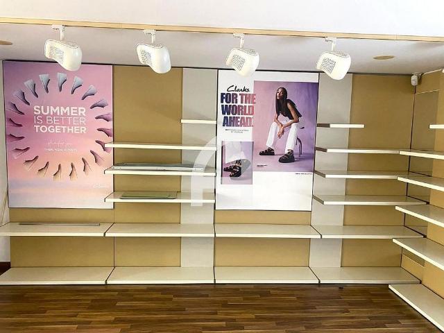 Local Comercial en alquiler en el Mercadal, Girona