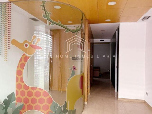 Local Comercial en alquiler en Castellón De La Plana, Grup Sant Vicent Ferrer