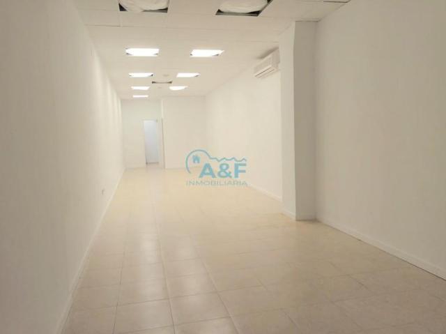 Local Comercial en alquiler en Castellón De La Plana, Grup Sant Vicent Ferrer