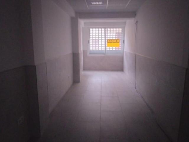 Local Comercial en alquiler en Castellón De La Plana, Grup la Magdalena