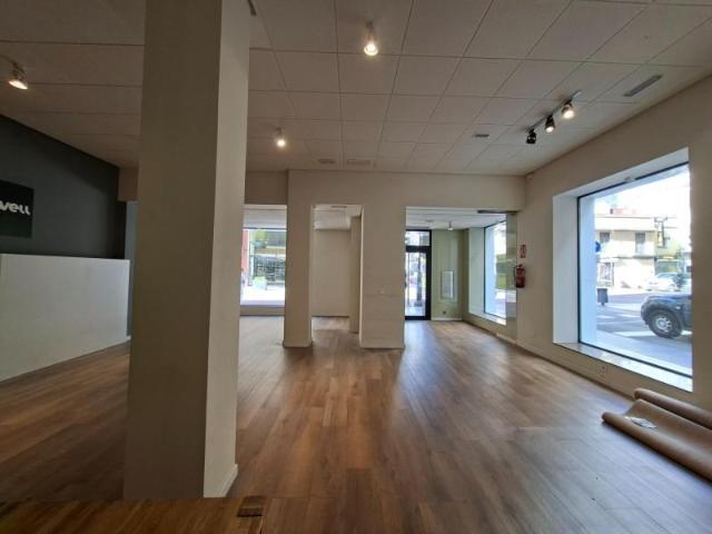 Local Comercial en alquiler en Castellón De La Plana, Grup la Magdalena