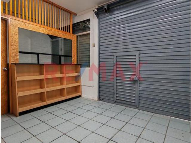 Local Comercial alquiler en Castilla, Barrio Castilla