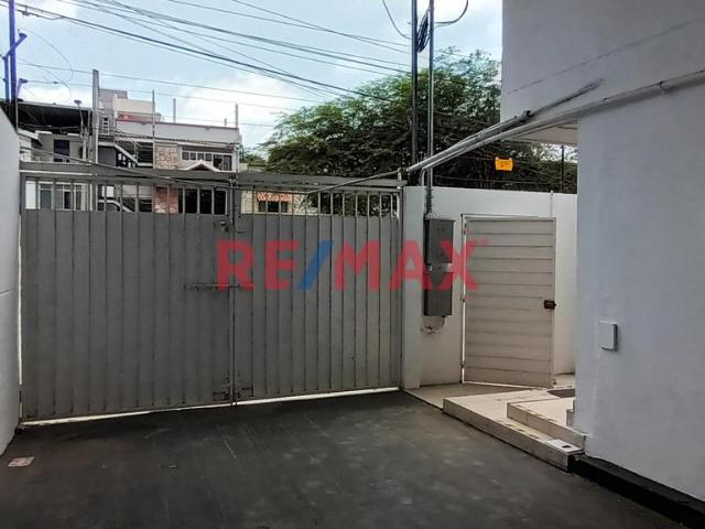 Local Comercial alquiler en Castilla, Barrio Castilla