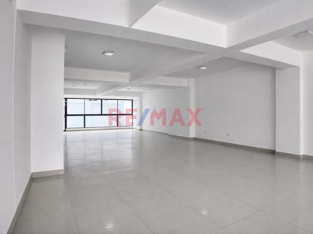 Local Comercial alquiler en Cayma, Caima