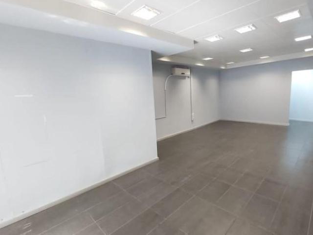 Local Comercial en alquiler en Cerdanyola Del Vallès, Barcelona