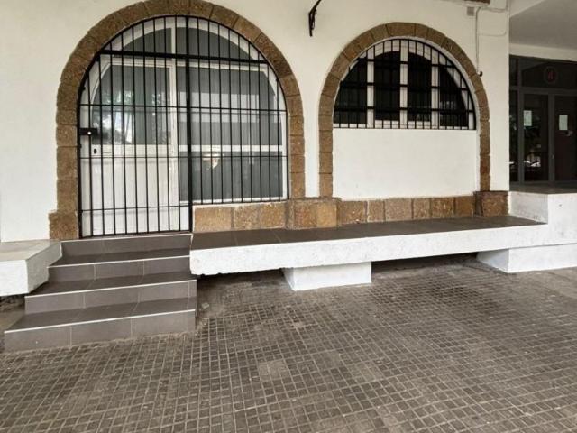 Local Comercial en alquiler en Chiclana De La Frontera, Cádiz