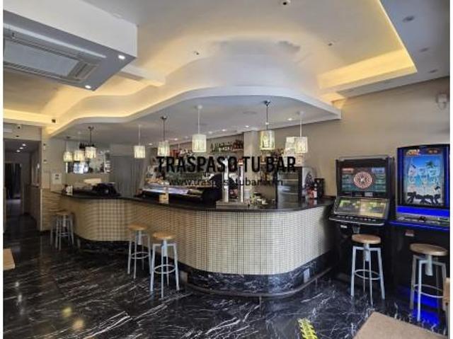 Local Comercial en alquiler en Almeda, Cornellà De Llobregat