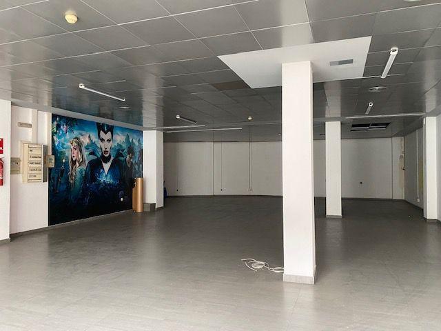 Local Comercial en alquiler en Cornellà De Llobregat