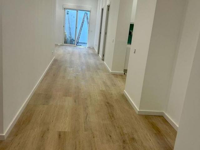 Local Comercial en alquiler en Cornellà De Llobregat