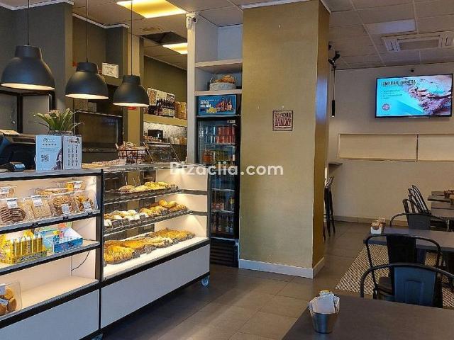 Local Comercial en alquiler en Cornellà De Llobregat, Almeda