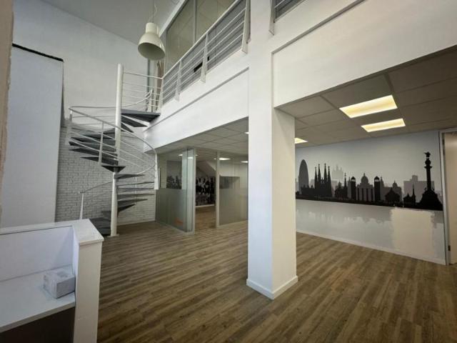 Local Comercial en alquiler en Cornellà De Llobregat