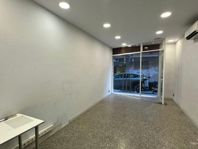 Local Comercial en alquiler en Cornellà De Llobregat