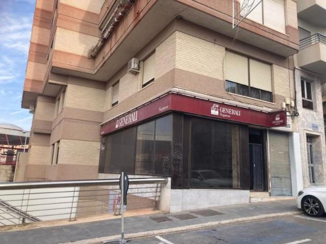 Local Comercial en alquiler en Crevillent, Valencia