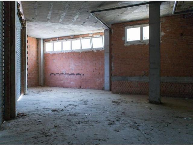 Local Comercial en alquiler en Dénia