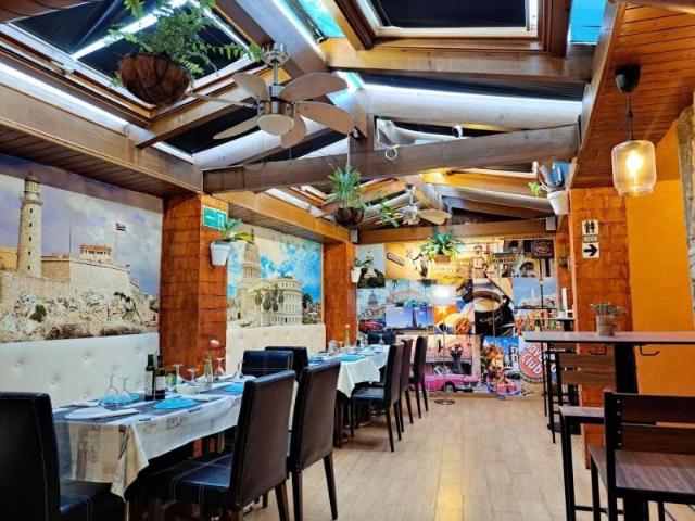 Local Comercial en alquiler en Dénia
