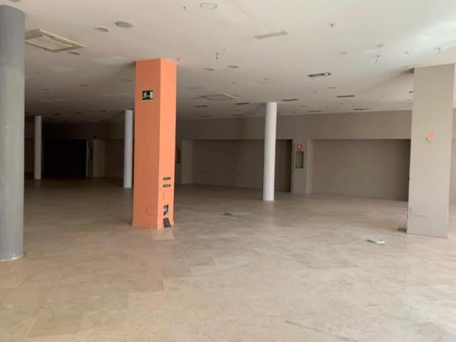 Local Comercial en alquiler en Dos Hermanas, Parque Giralda