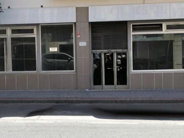 Local Comercial en alquiler en Dos Hermanas