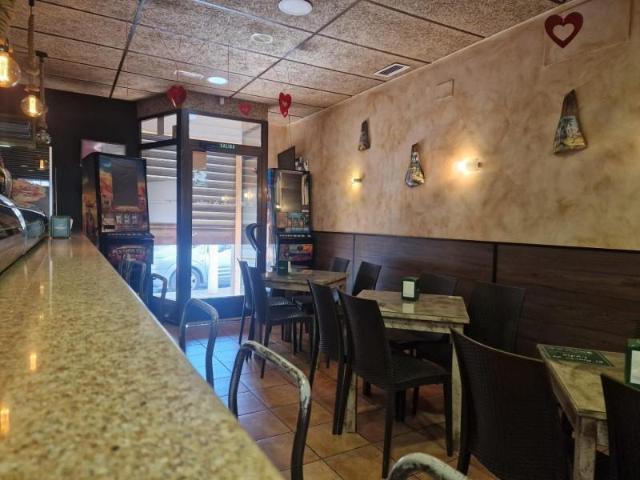Local Comercial en alquiler en Elche, Ciutat Esportiva