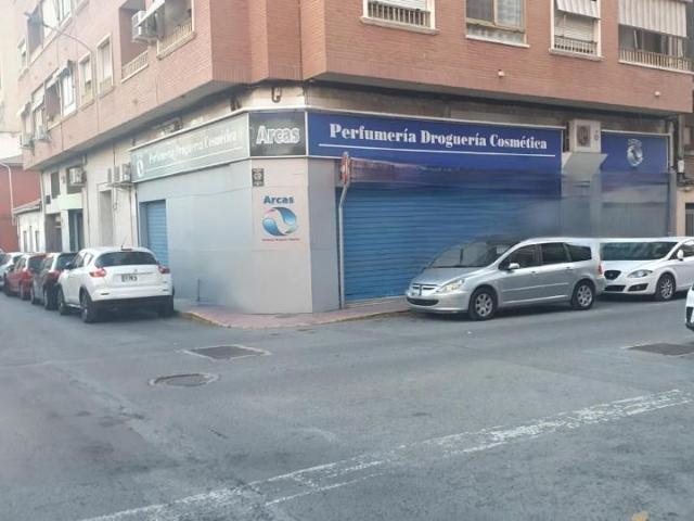 Local Comercial en alquiler en El Trinquete, Elda