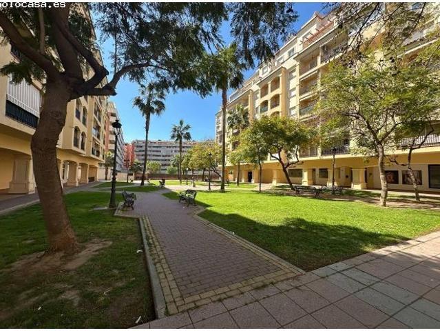 Local Comercial en alquiler en Ronda del Mar, Costa del Sol Occidental