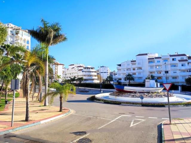 Local Comercial en alquiler en Estepona, Urbanización Puerto Estepona (Seghers)