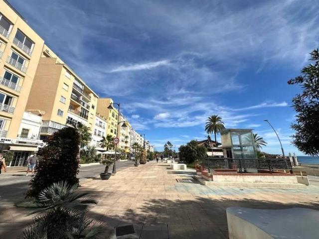 Local Comercial en alquiler en Barriada Blas Infante, Estepona