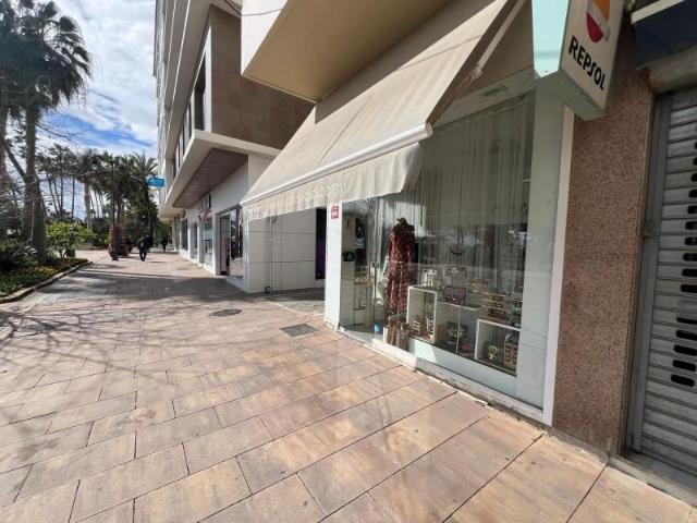 Local Comercial en alquiler en Barriada Islas Canarias, Costa del Sol Occidental