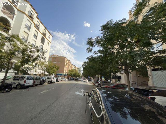 Local Comercial en alquiler en Barriada Islas Canarias, Costa del Sol Occidental