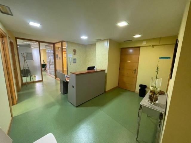 Local Comercial en alquiler en Gijón
