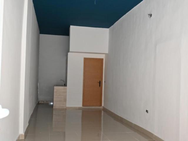 Local Comercial en alquiler en Granada, Parque Nueva Granada