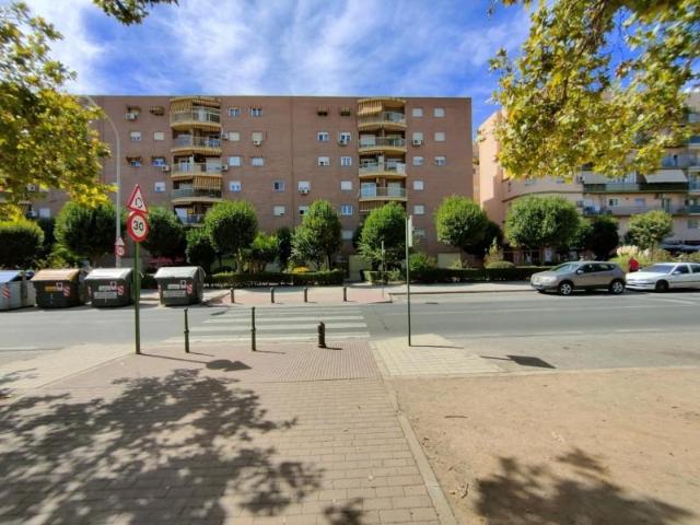 Local Comercial en alquiler en Beiro, Granada