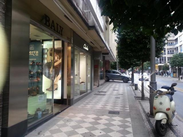 Local Comercial en alquiler en Granada, Centro - Sagrario