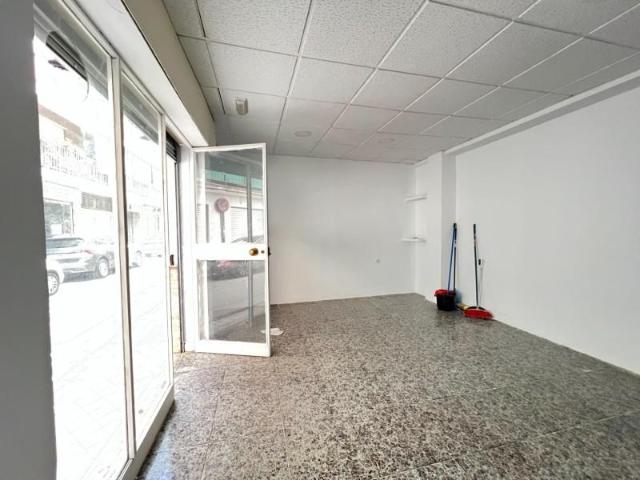 Local Comercial en alquiler en Granada, Zaidín - Vergeles