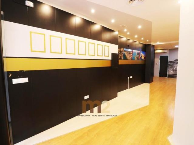 Local Comercial en alquiler en Guardamar Del Segura