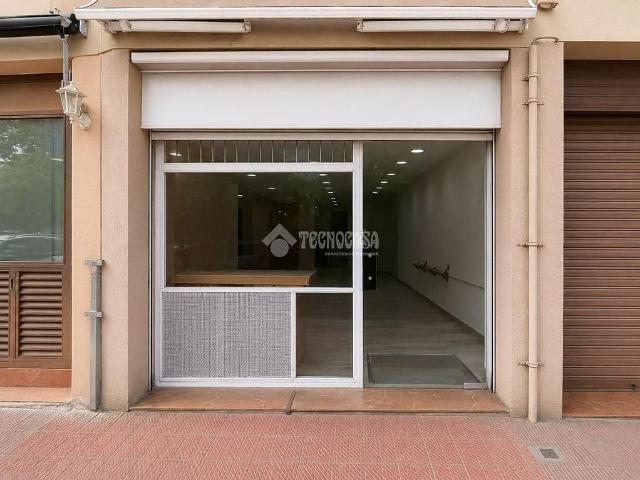 Local Comercial en alquiler en l'Hospitalet de Llobregat, Barcelona
