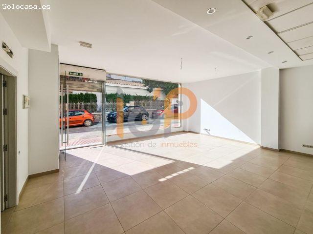 Local Comercial en alquiler en Huércal-overa, Andalucía