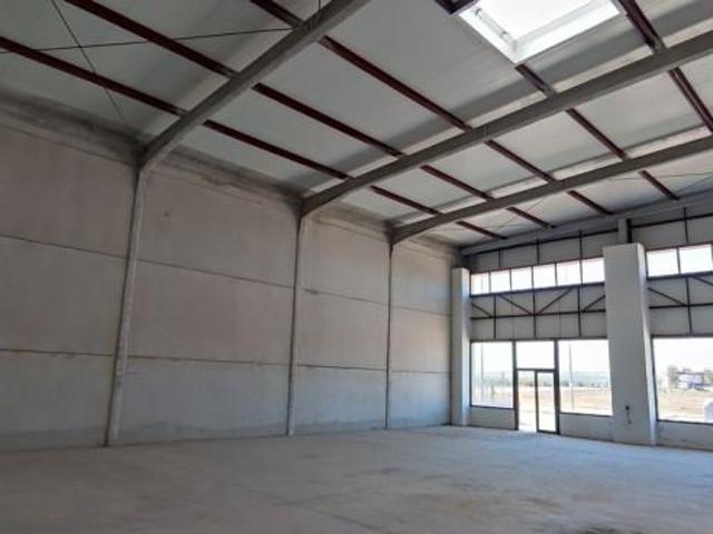 Local Comercial en alquiler en Huévar Del Aljarafe, Andalucía