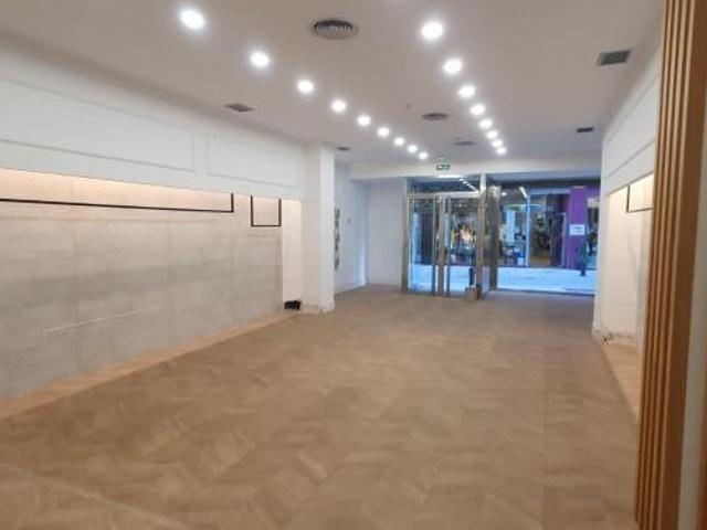 Local Comercial en alquiler en Jaén, San Ildefonso