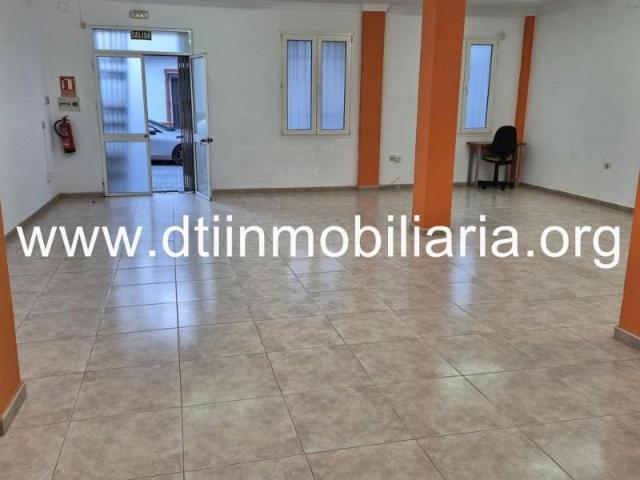 Local Comercial en alquiler en La Palma Del Condado, Huelva
