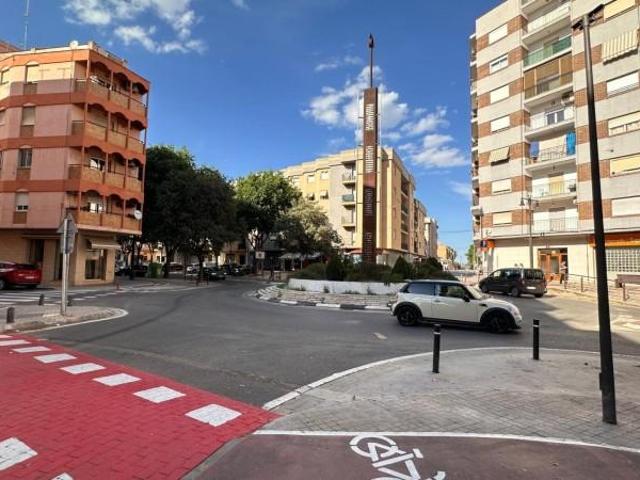 Local Comercial en alquiler en L'alcúdia, les Comes
