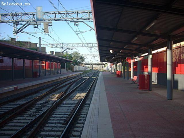 Local Comercial en alquiler en Cerro-Amate, Sevilla