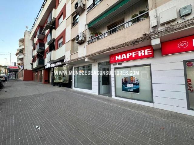 Local Comercial en alquiler en Lucena, Zona 1 (el Valle y Dehesa de la Villa) Local Comercial en alquiler en Lucena, Zona 1 (el Valle y Dehesa de la Villa)