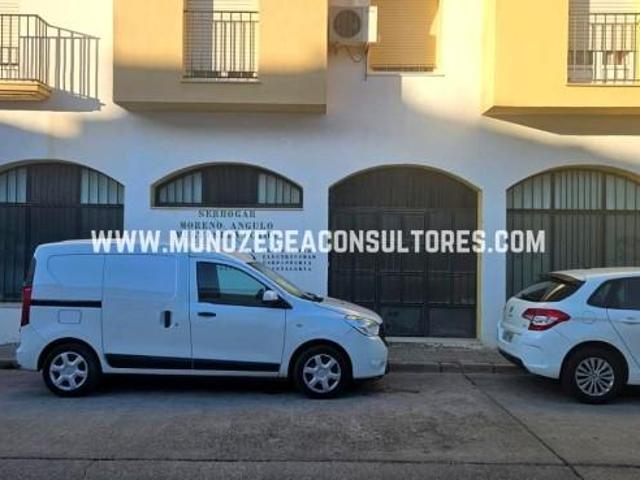 Local Comercial en alquiler en Lucena