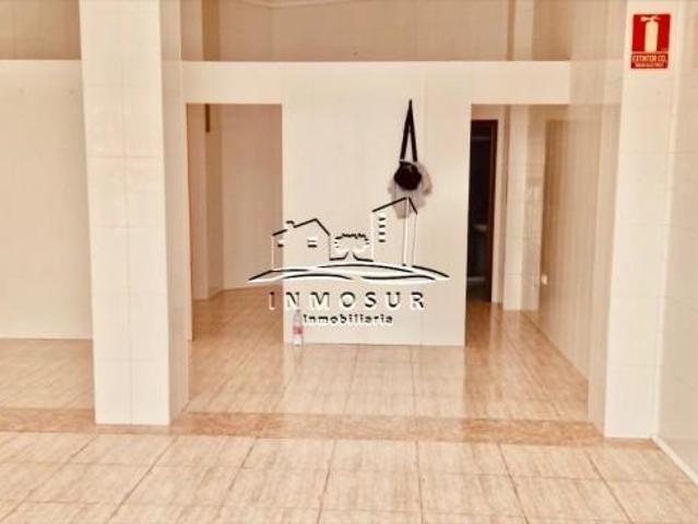 Local Comercial en alquiler en Lucena